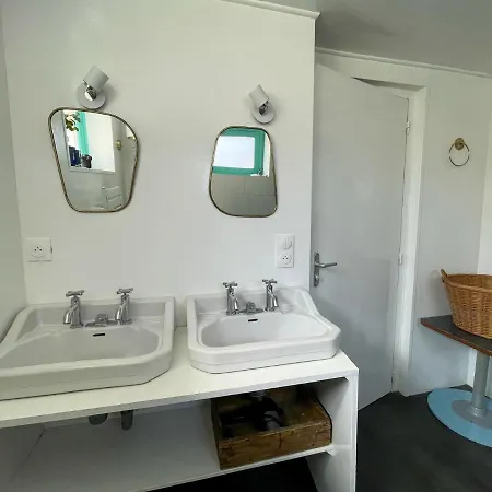 Holiday home L'arrestoise, Maison Avec Terrasse Et Terrain Clos Arrest